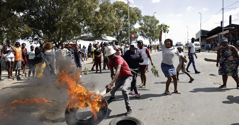 Zimbabwean Killed as Protest Rocks South Africa