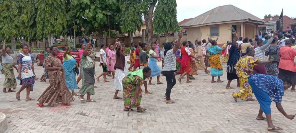 Owo Attack: Ondo Women Perform Ritual To Help Arrest Assailants